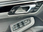 2024 Macan Thumbnail 18