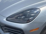 2020 Cayenne Thumbnail 2