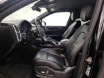 2019 Cayenne Thumbnail 11