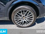 2023 Cayenne Thumbnail 17