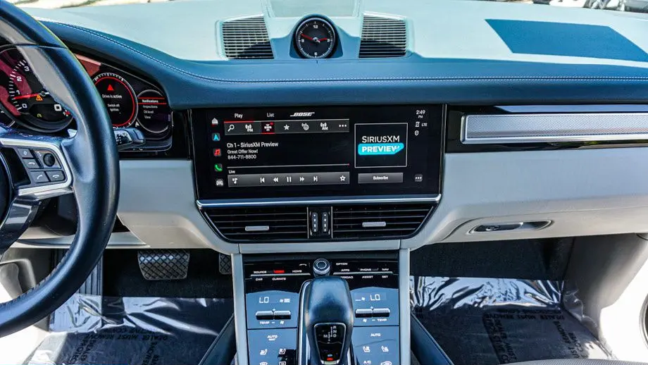 2023 Porsche Cayenne Base