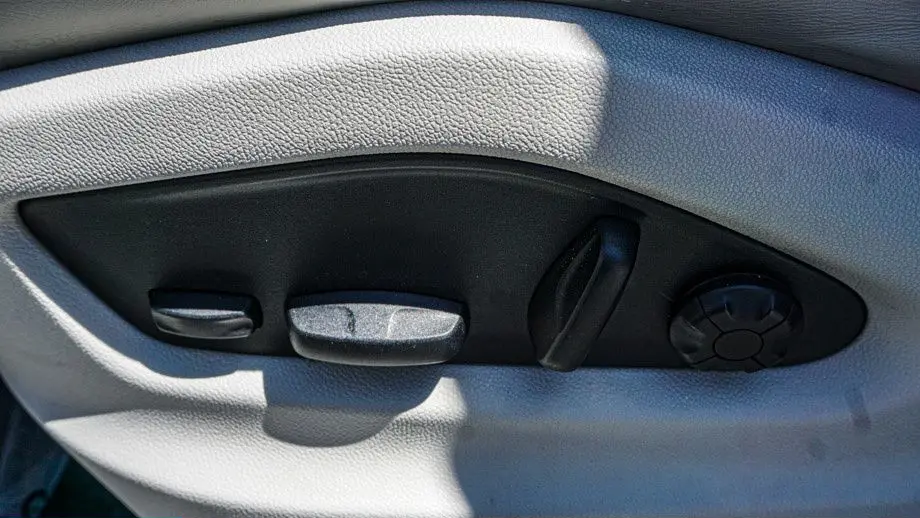 2023 Porsche Cayenne Base
