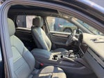 2023 Cayenne Thumbnail 9