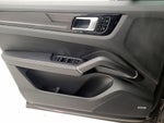 2019 Cayenne Thumbnail 12