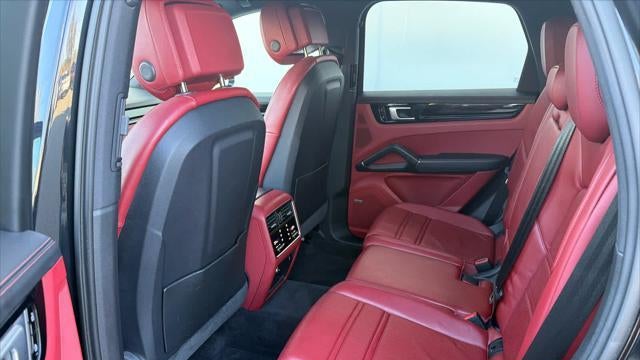 2020 Porsche Cayenne Base