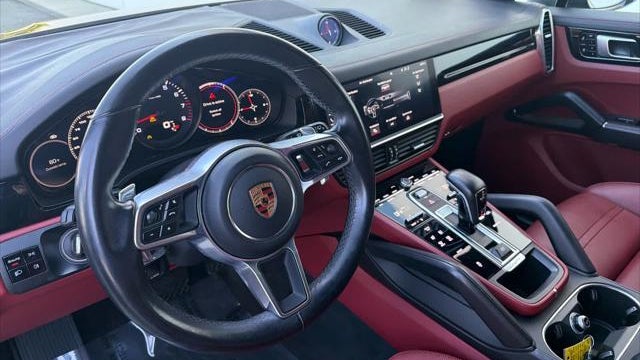 2020 Porsche Cayenne Base
