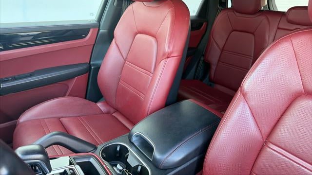 2020 Porsche Cayenne Base