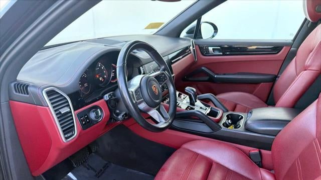 2020 Porsche Cayenne Base