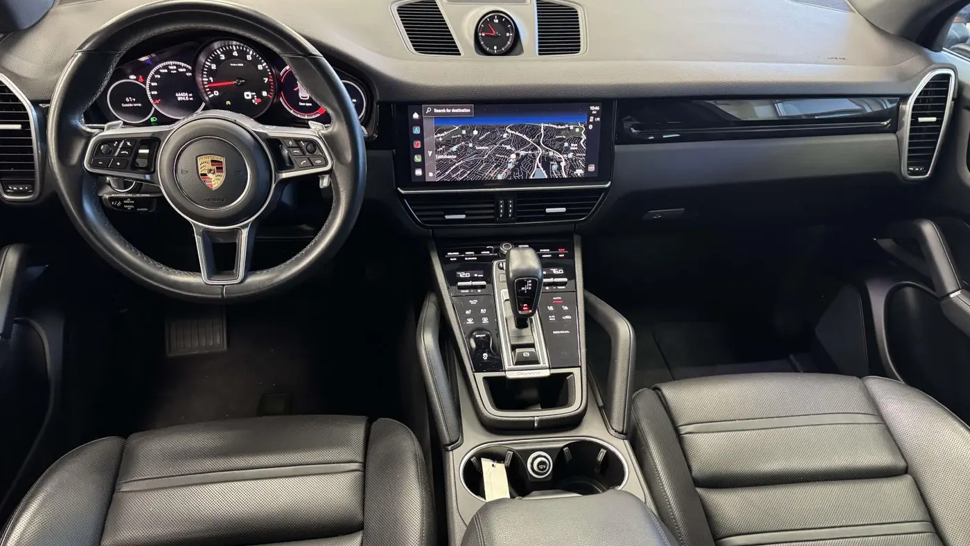 2023 Porsche Cayenne Base