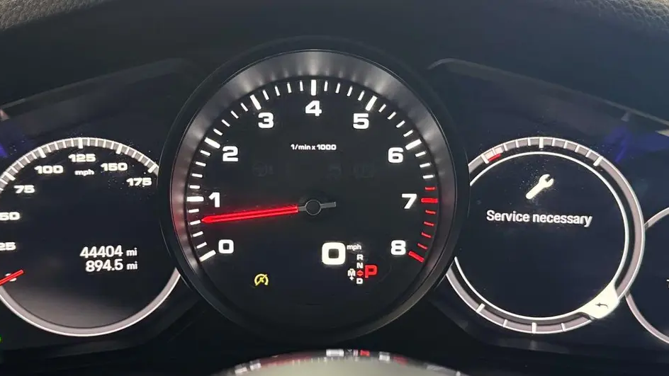 2023 Porsche Cayenne Base