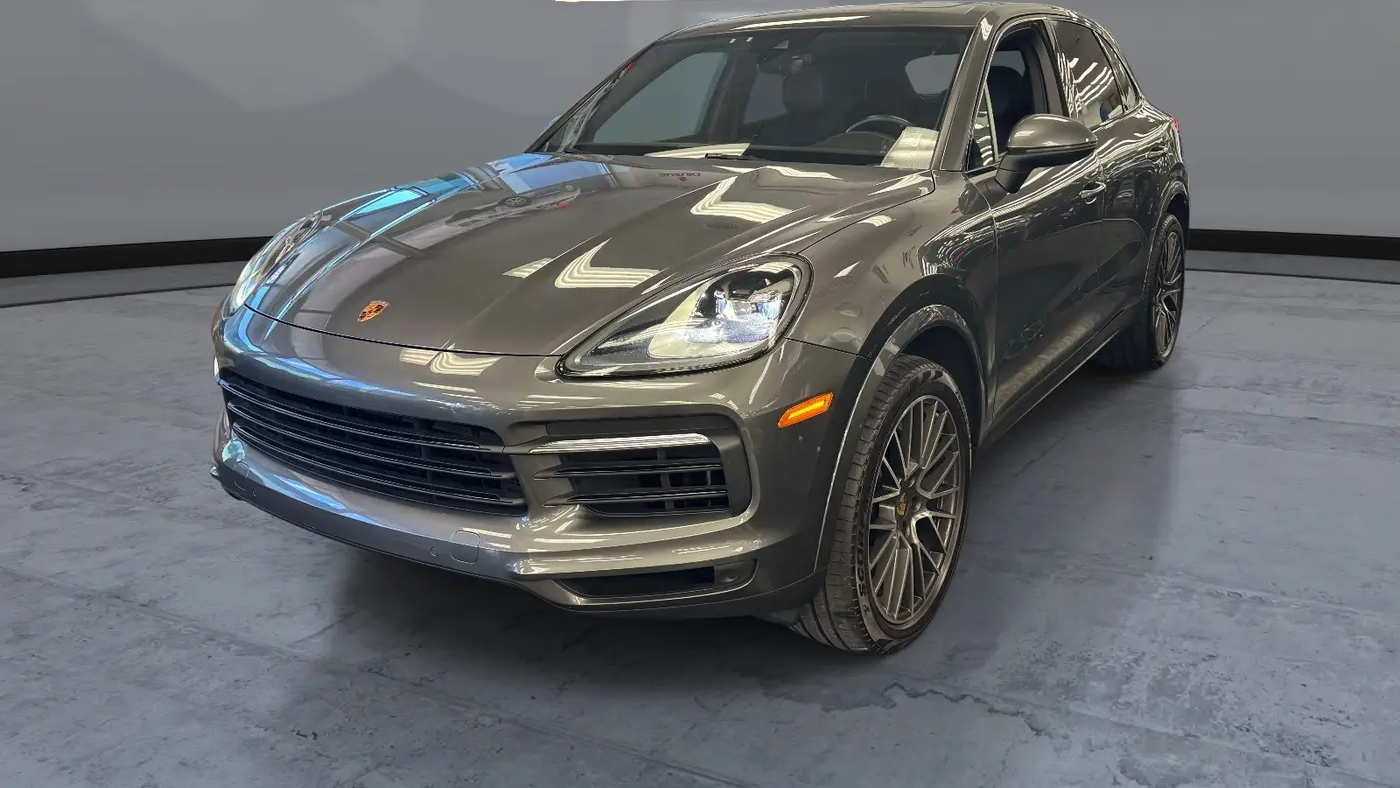 2023 Porsche Cayenne Base