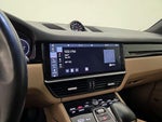 2019 Cayenne Thumbnail 15