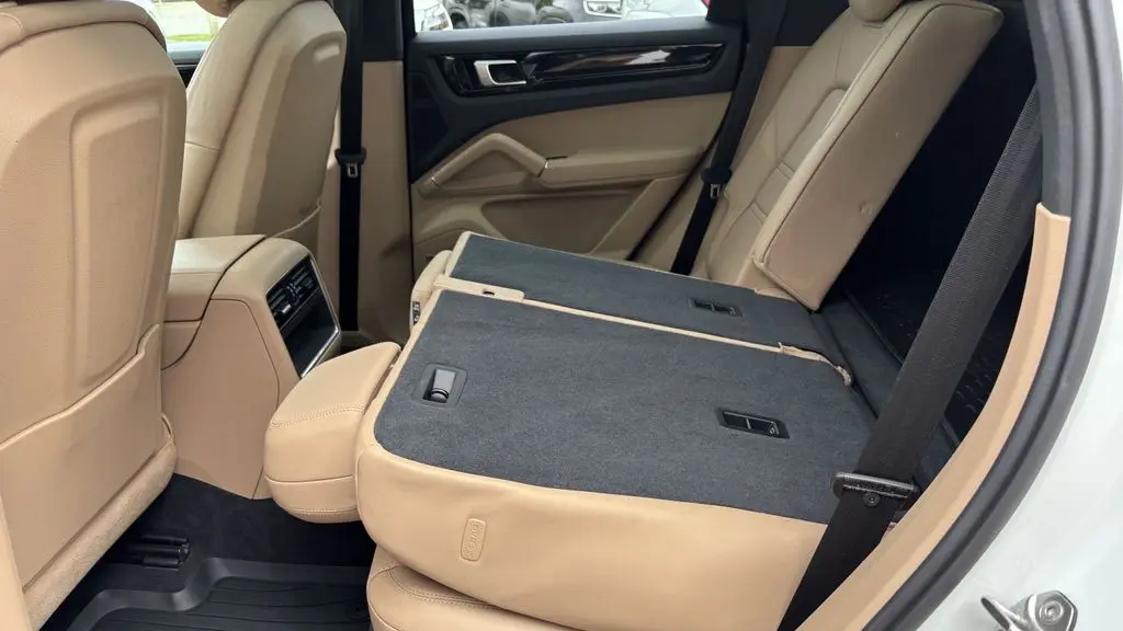 2019 Porsche Cayenne Base