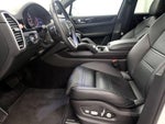 2019 Cayenne Thumbnail 11
