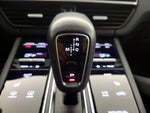 2019 Cayenne Thumbnail 18