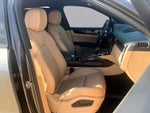 2022 Cayenne Thumbnail 9