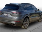 2022 Cayenne Thumbnail 13