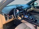 2022 Cayenne Thumbnail 18