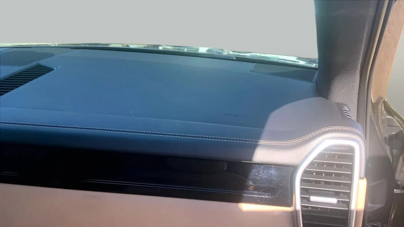 2022 Porsche Cayenne Base
