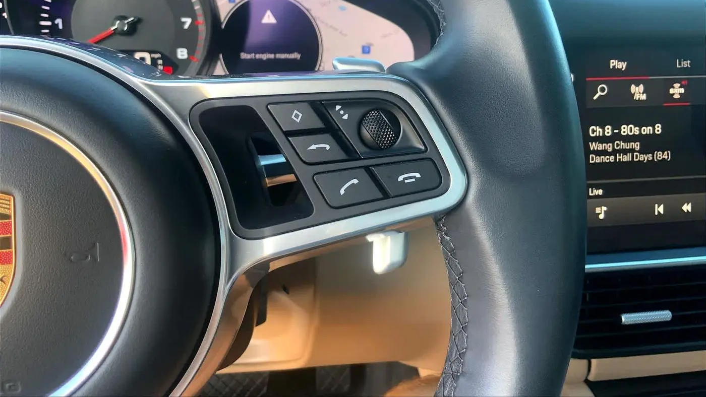2022 Porsche Cayenne Base