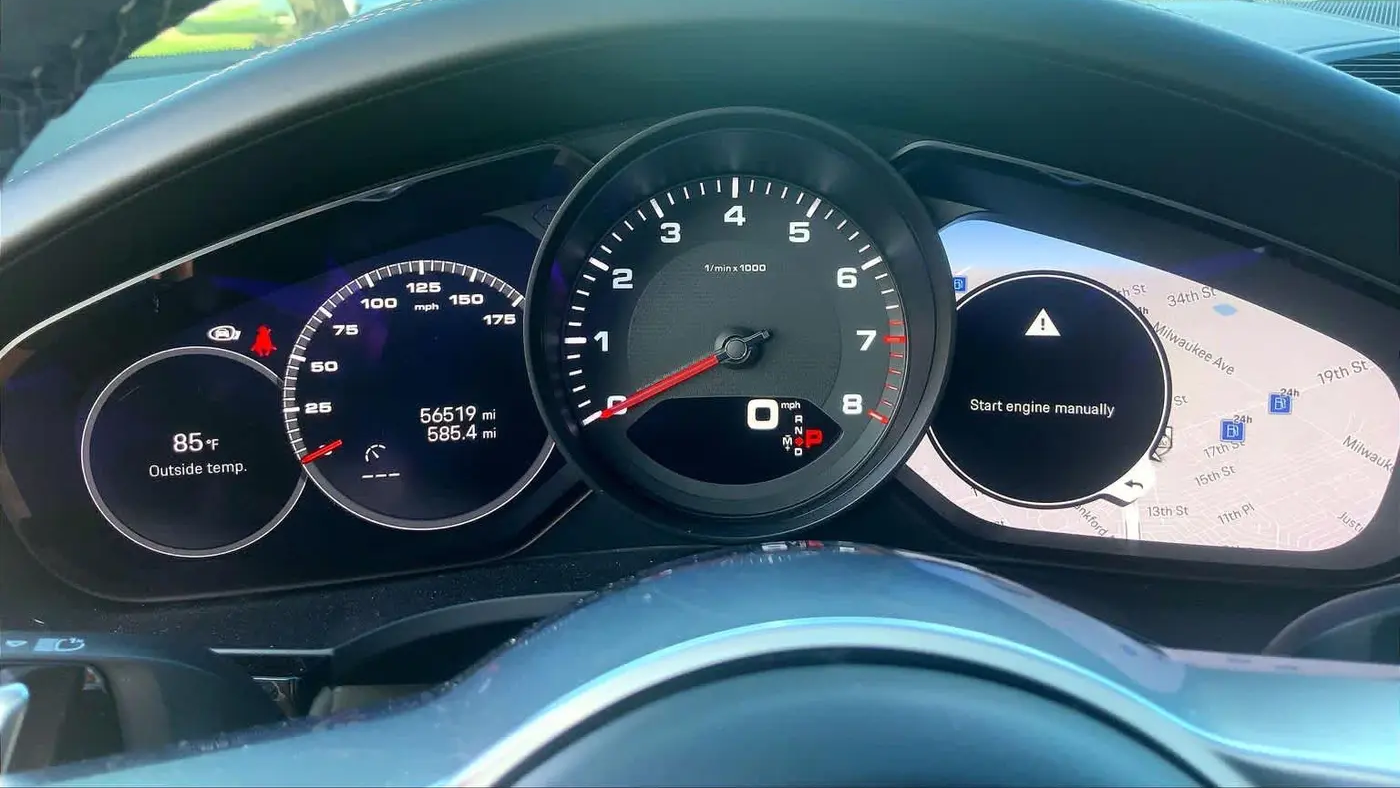2022 Porsche Cayenne Base