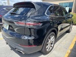 2019 Cayenne Thumbnail 3