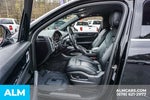2022 Cayenne Thumbnail 19