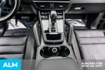 2022 Cayenne Thumbnail 41