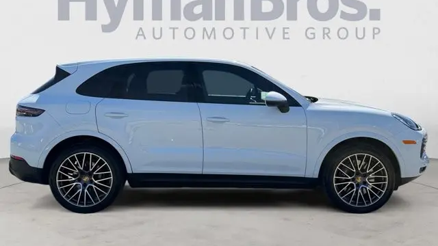 2022 Porsche Cayenne Platinum Edition