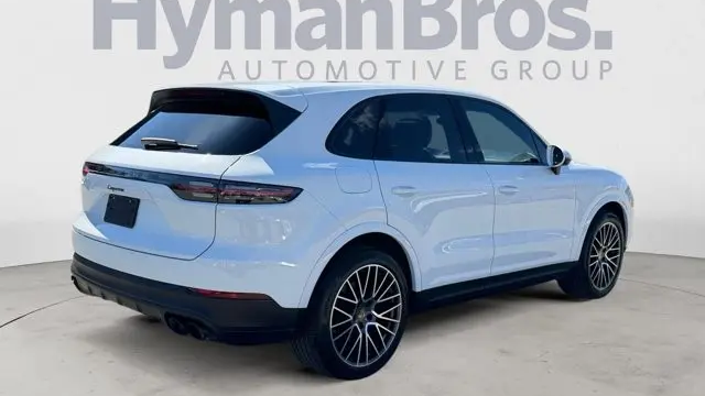 2022 Porsche Cayenne Platinum Edition