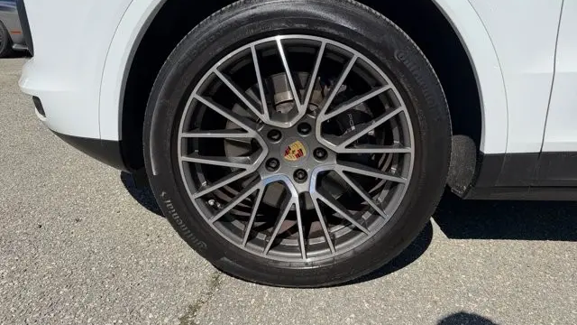 2022 Porsche Cayenne Platinum Edition