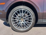2023 Cayenne Thumbnail 34