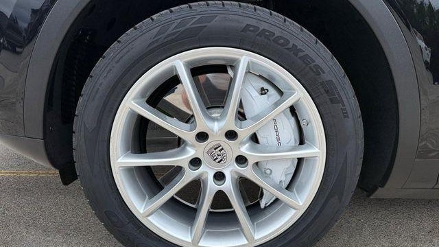 2019 Porsche Cayenne Base