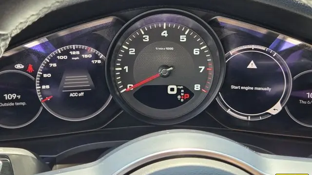 2022 Porsche Cayenne Base