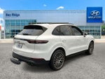 2023 Cayenne Thumbnail 4