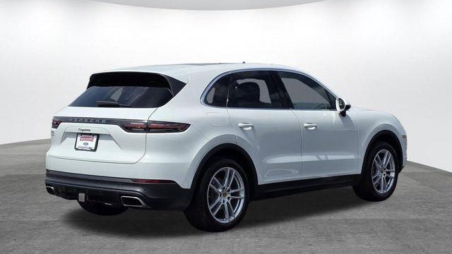 2021 Porsche Cayenne Base