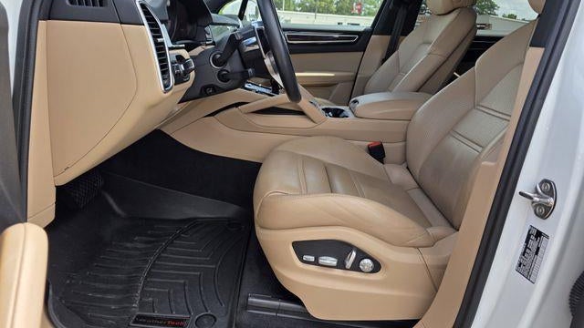 2021 Porsche Cayenne Base