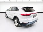 2022 Cayenne Thumbnail 6