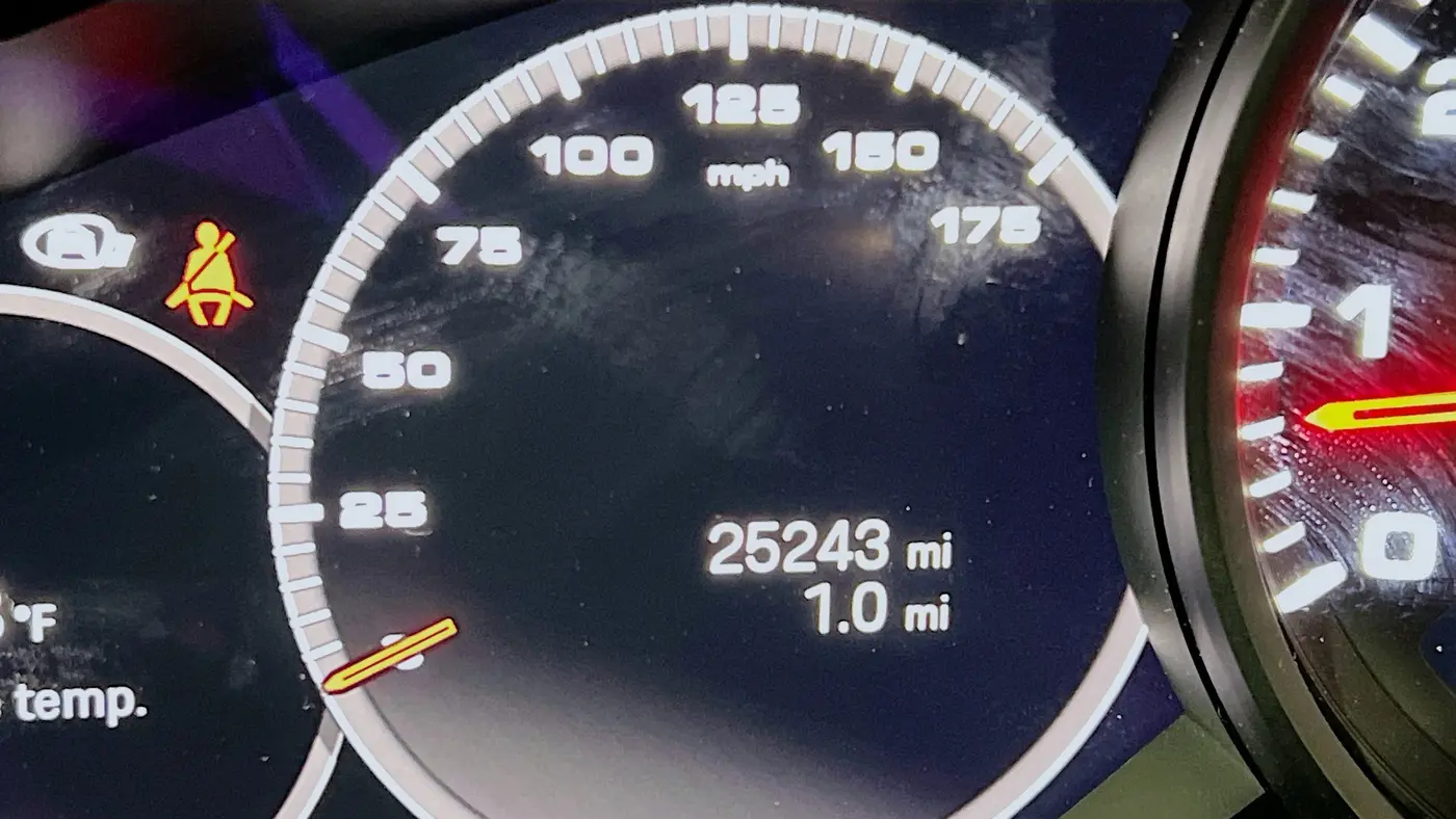 2022 Porsche Cayenne Base