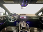 2022 Cayenne Thumbnail 18