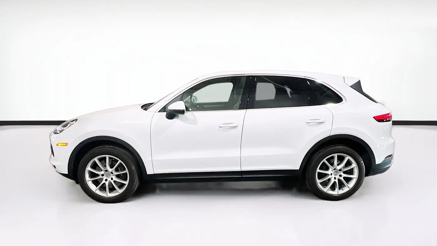 2022 Porsche Cayenne Base