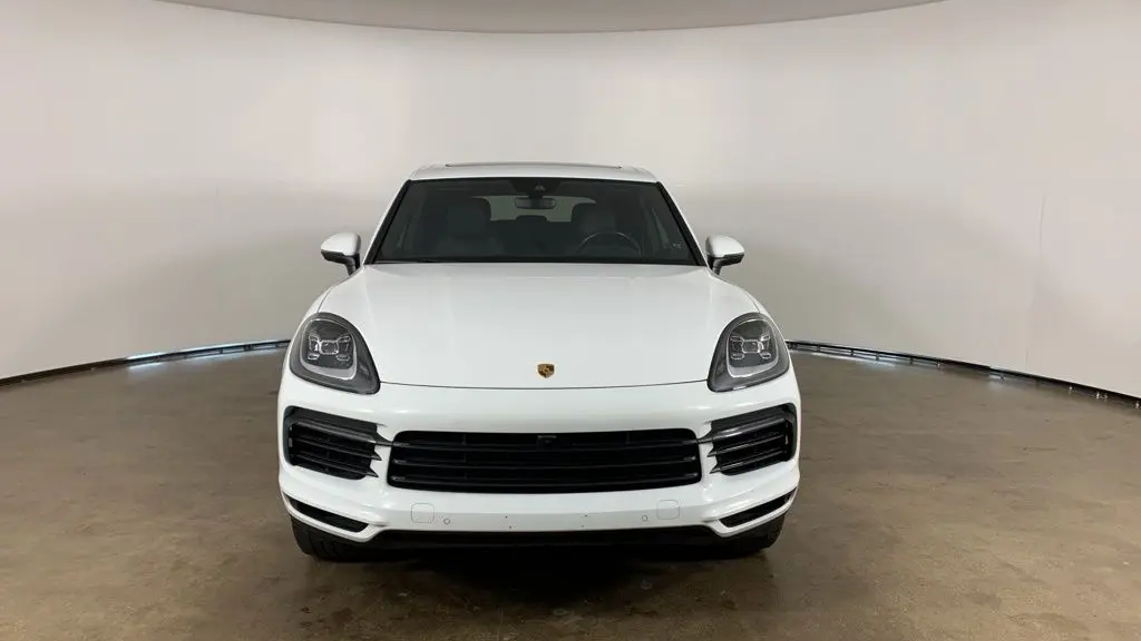 2022 Porsche Cayenne Base