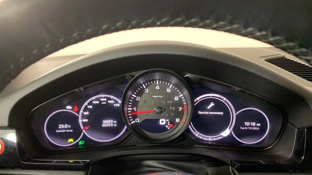 2022 Porsche Cayenne Base