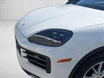 2024 Cayenne Thumbnail 16
