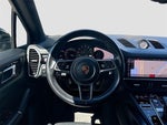 2019 Cayenne Thumbnail 24