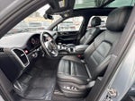 2021 Cayenne Thumbnail 11