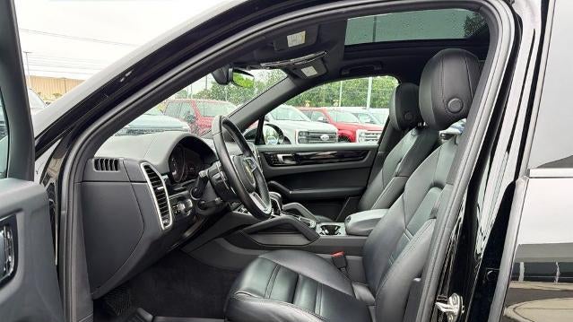 2021 Porsche Cayenne Base