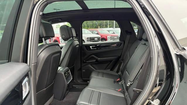 2021 Porsche Cayenne Base