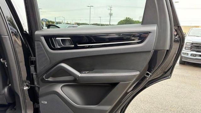 2021 Porsche Cayenne Base