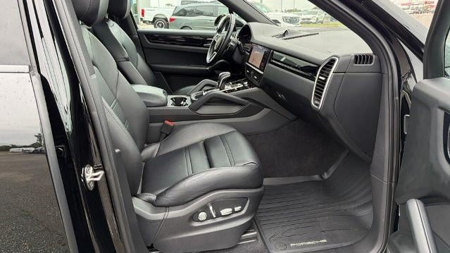 2021 Porsche Cayenne Base
